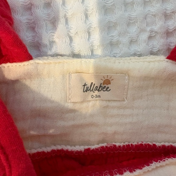 Tullabee Girl’s Sawyer Strawberry Boho Whimsical Crochet Bubble Romper: 0-3M - Picture 2 of 3